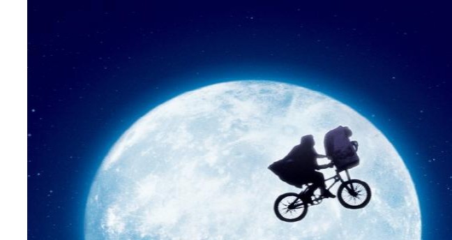 죽기 전에 꼭 봐야 할 영화 ‘E.T. The Extra-Terrestrial’  필름콘서트로 제천비행장에 찾아온다!  스티븐 스필버그-존 윌리엄스가 자아낸 영화와 음악을  오케스트라 라이브 연주로 들을 수 있는 단 