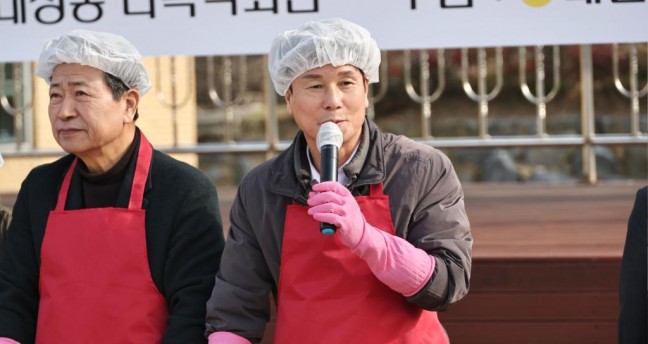 대전시의회 이상래 의장“정겨운 이웃사랑 실천 김장나눔으로”